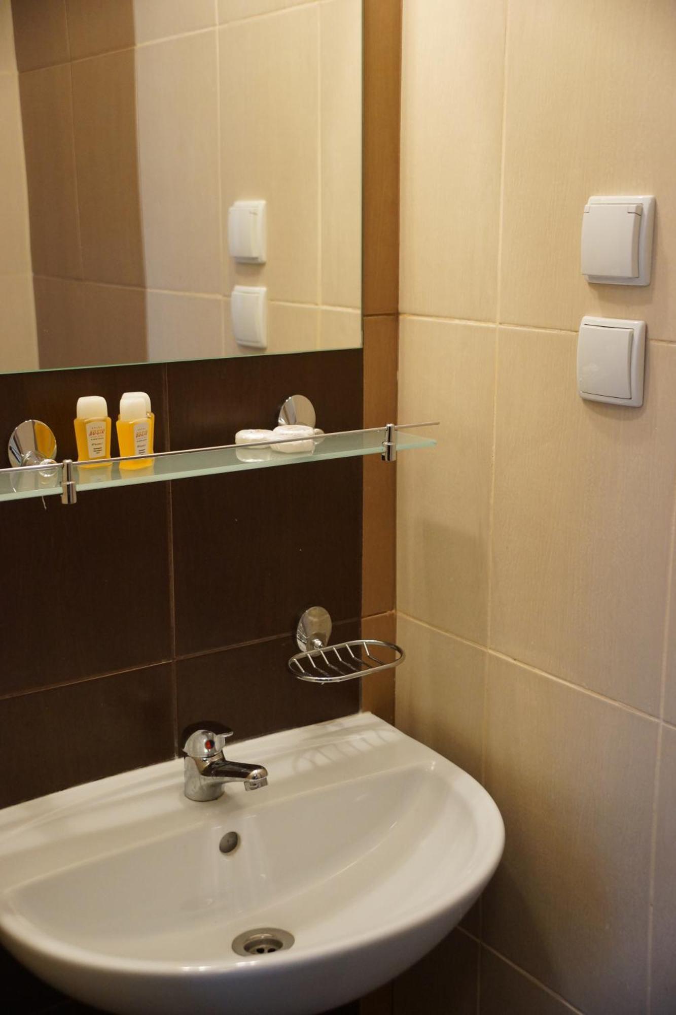 Hotel Bosir 比亚韦斯托克 客房 照片