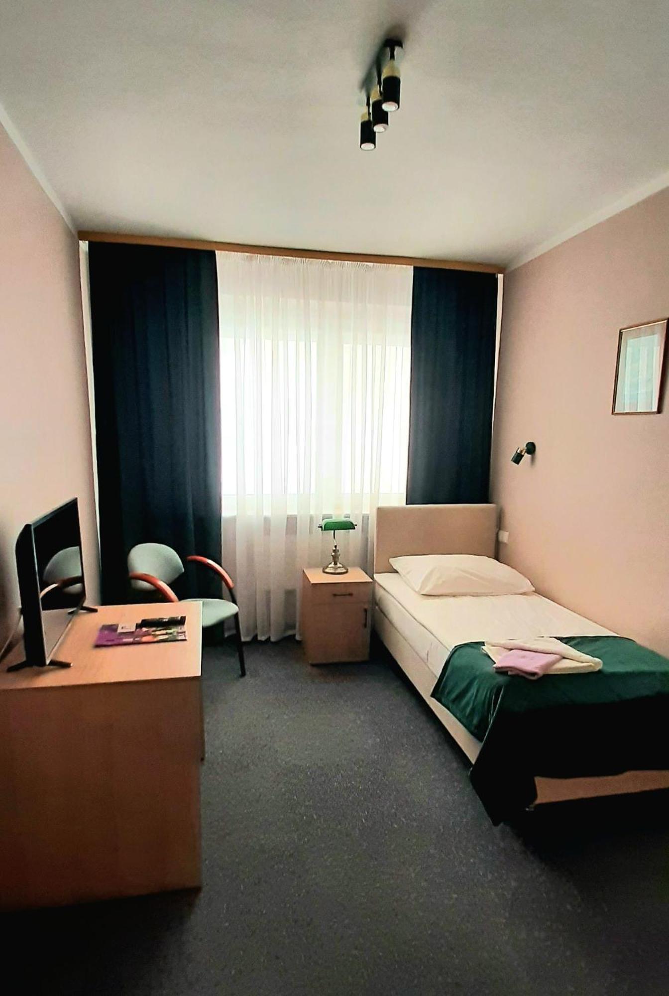 Hotel Bosir 比亚韦斯托克 外观 照片