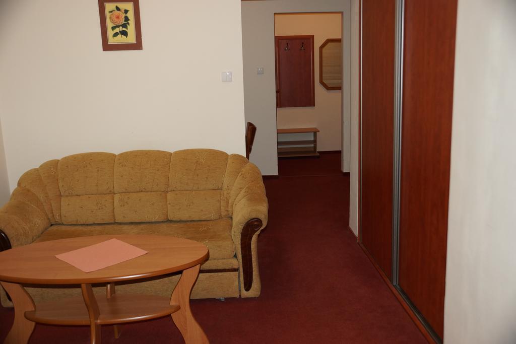 Hotel Bosir 比亚韦斯托克 客房 照片