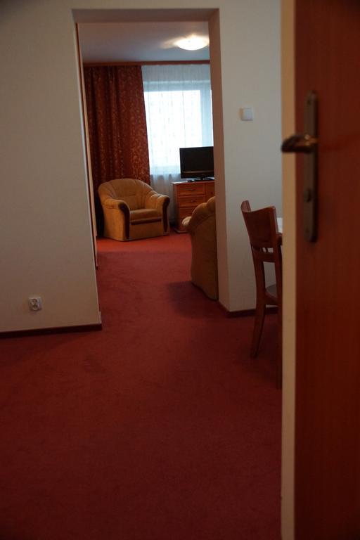Hotel Bosir 比亚韦斯托克 客房 照片
