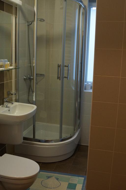 Hotel Bosir 比亚韦斯托克 客房 照片