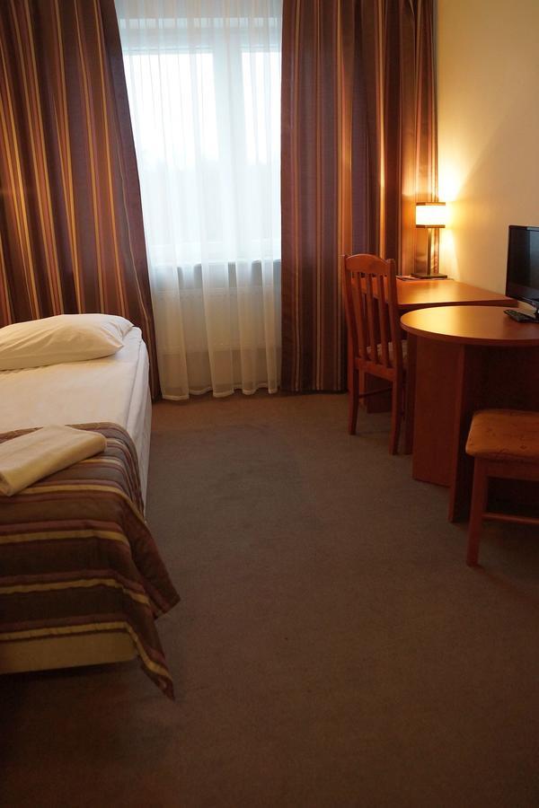 Hotel Bosir 比亚韦斯托克 外观 照片