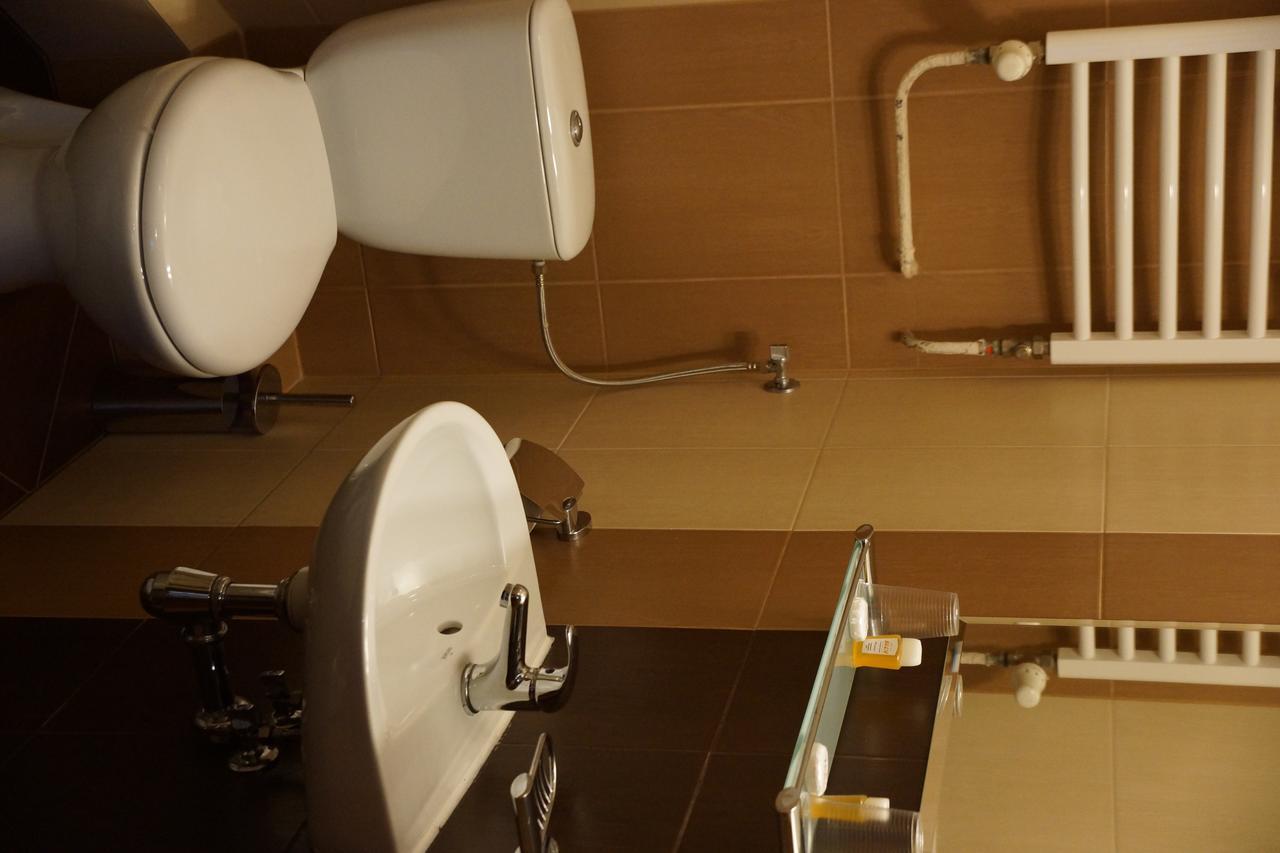 Hotel Bosir 比亚韦斯托克 外观 照片